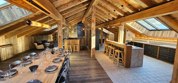 Chalet à vendre à MERIBEL LES ALLUES (73550) - Savoie