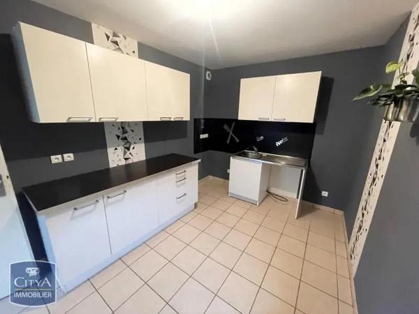 Maison à louer 5 pièces 135m² Selongey (21260)