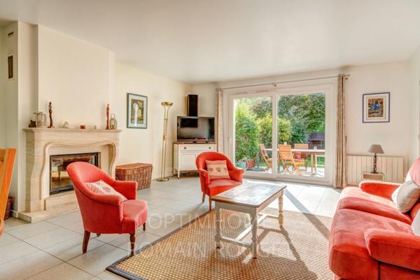 Montesson Village - Maison 8 pièces avec grand jardin