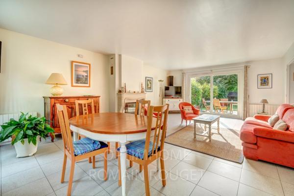 Montesson Village - Maison 8 pièces avec grand jardin