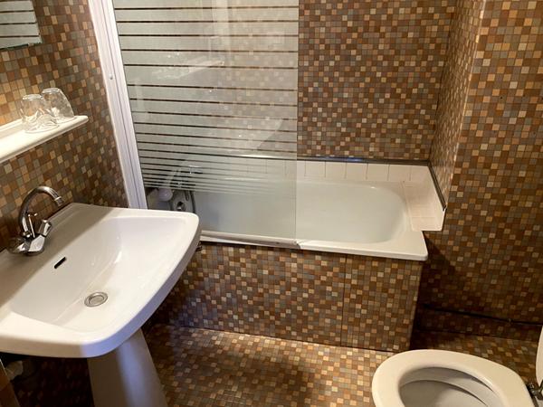 ALBI Fond de commerce Hotel Salon de The