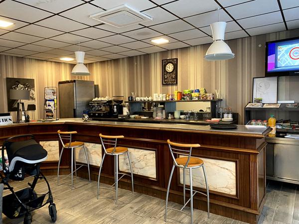 ALBI Fond de commerce Hotel Salon de The