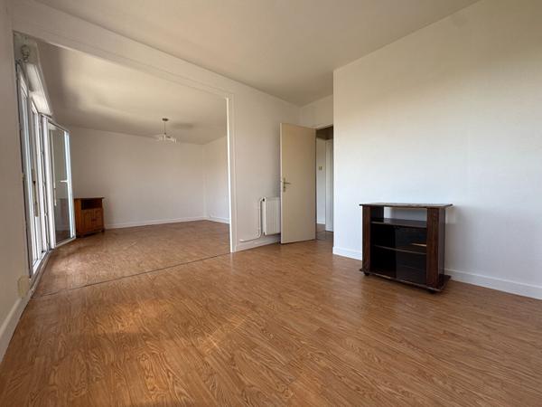 A 10 min de Rochefort : Tonnay-Charente Appartement 68m² T3 2 chambres, balcon et garage