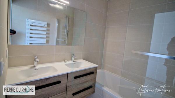 Francheville (69340) Vends Francheville (69340) Appartement en Attique T4 de 96m² et 100m² terrasse