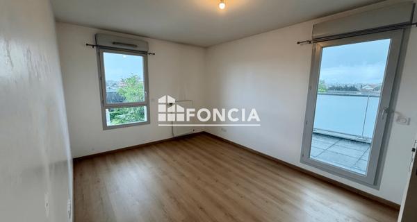 Location Appartement 3 pièces 79.46 m² - Villeurbanne 69100