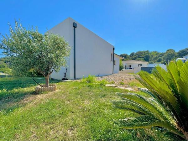 Belle maison contemporaine T4 avec piscine et vue mer