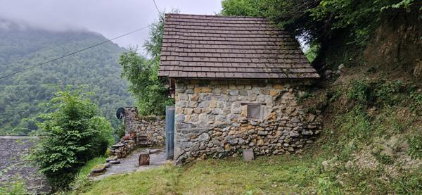 Aydius (64490) UN CHALET EN PLEINE MONTAGNE AU COEUR DE LA VALLÉE D'ASPE