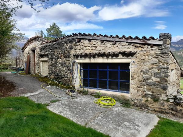 Menglon (26410) 26410 MENGLON/ CHÂTILLON-EN-DIOIS-BELLE PROPRIÉTÉ