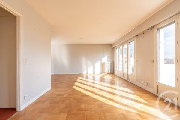 Appartement F4 à vendre  4 pièces - 85,57 m2 ST MAUR DES FOSSES - 94