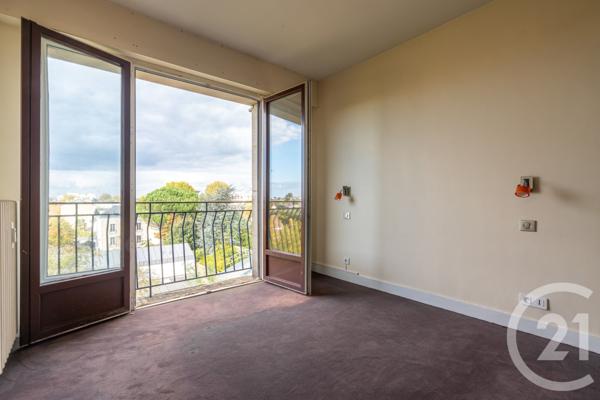 Appartement F4 à vendre  4 pièces - 85,57 m2 ST MAUR DES FOSSES - 94