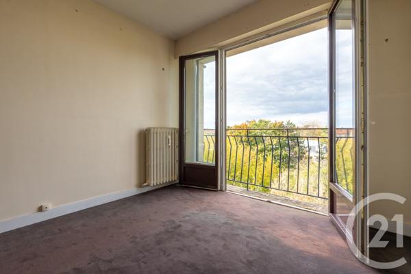 Appartement F4 à vendre  4 pièces - 85,57 m2 ST MAUR DES FOSSES - 94