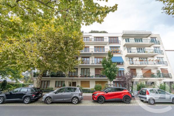Appartement F4 à vendre  4 pièces - 85,57 m2 ST MAUR DES FOSSES - 94