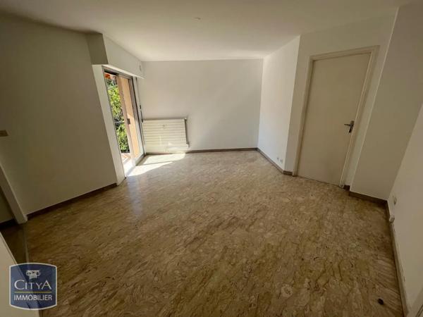 Appartement à louer 1 pièce 26.9m² Le Cannet (06110)