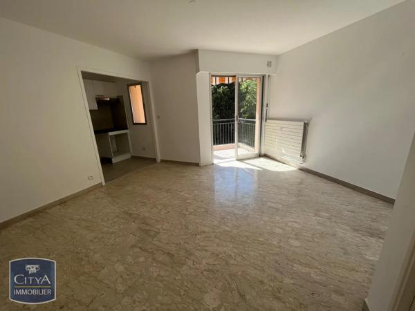Appartement à louer 1 pièce 26.9m² Le Cannet (06110)