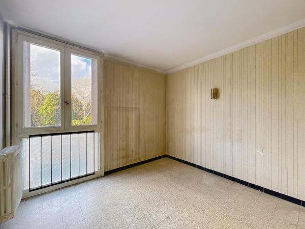 APPARTEMENT A RENOVER
