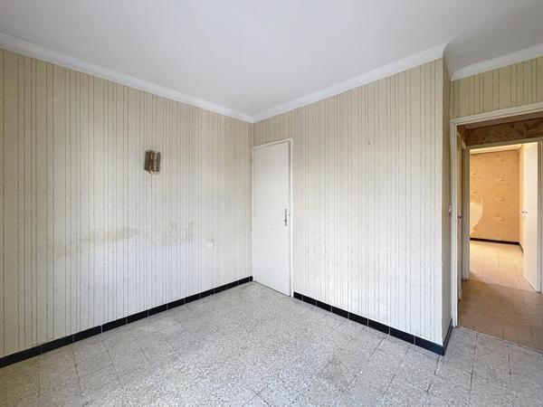 APPARTEMENT A RENOVER
