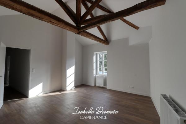 Tullins-Fures – Maison de caractère rénovée – 166 m² – 4 chambres – Jardin