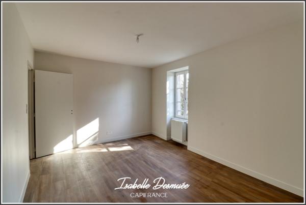 Tullins-Fures – Maison de caractère rénovée – 166 m² – 4 chambres – Jardin