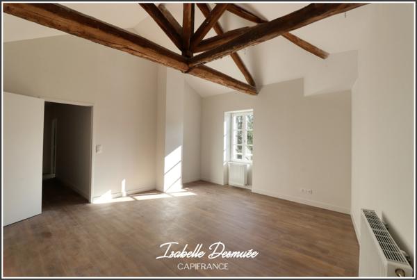 Tullins-Fures – Maison de caractère rénovée – 166 m² – 4 chambres – Jardin