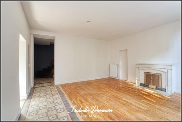 Tullins-Fures – Maison de caractère rénovée – 166 m² – 4 chambres – Jardin
