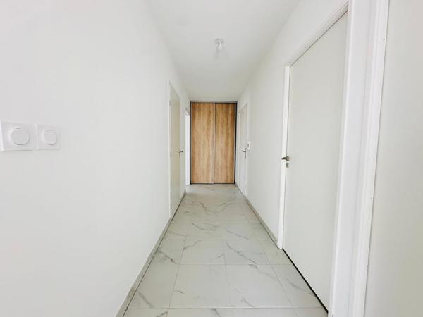 Marseille (13013) - Appartement 4 pièces 101 m2 avec terrasse et deux places parking