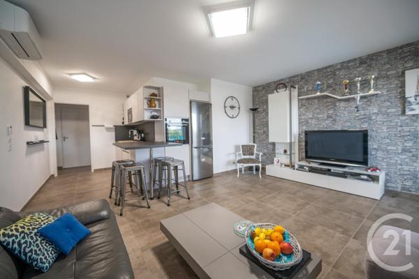 appartement à vendre  3 pièces - 62,15 m2 BORMES LES MIMOSAS - 83