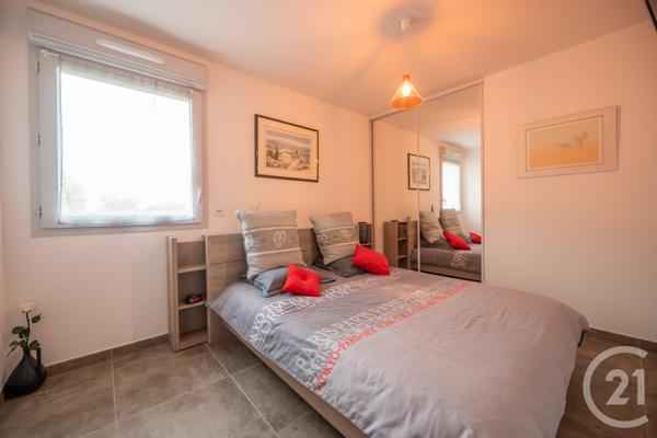appartement à vendre  3 pièces - 62,15 m2 BORMES LES MIMOSAS - 83