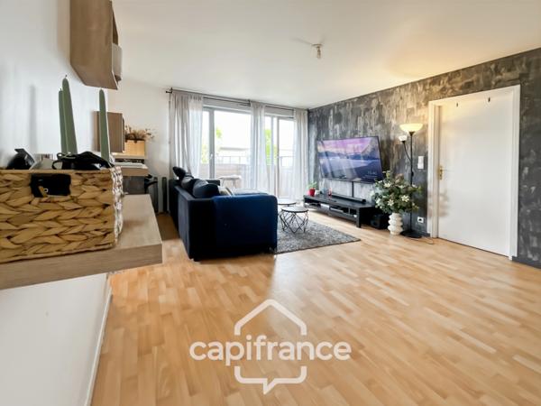 Appartement, en parfait état, à vendre 2 pièces CHELLES (77), rue du Chêne Tordu, avec balcon et parking