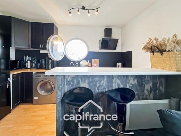 Appartement, en parfait état, à vendre 2 pièces CHELLES (77), rue du Chêne Tordu, avec balcon et parking
