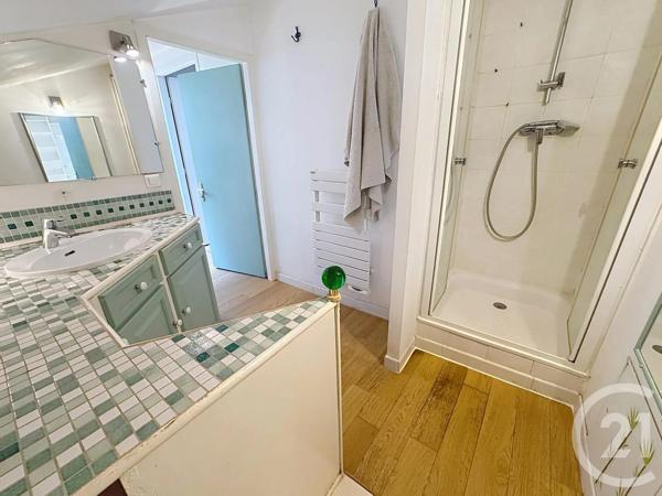 Appartement F5 à vendre  5 pièces - 109,81 m 2   LYON  - 69003