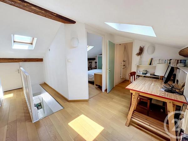 Appartement F5 à vendre  5 pièces - 109,81 m 2   LYON  - 69003