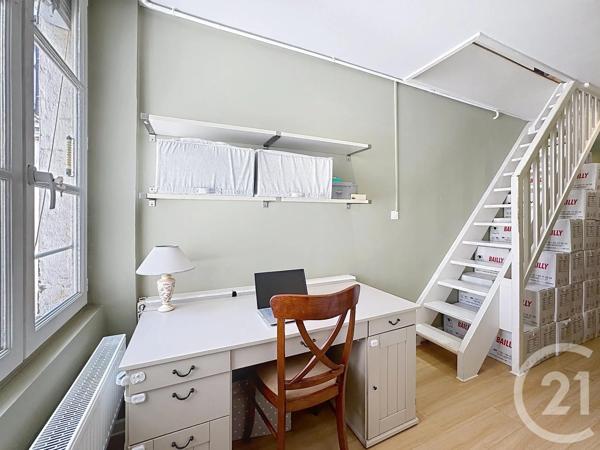Appartement F5 à vendre  5 pièces - 109,81 m 2   LYON  - 69003