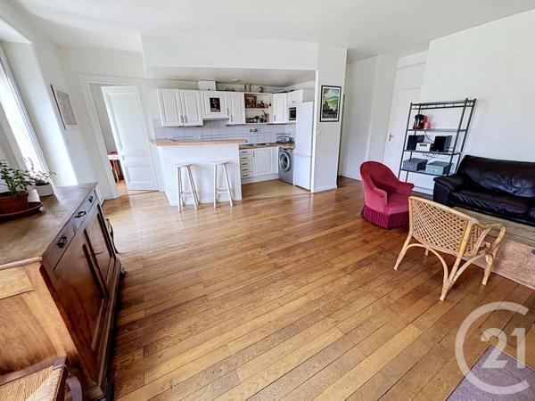 Appartement F5 à vendre  5 pièces - 109,81 m 2   LYON  - 69003