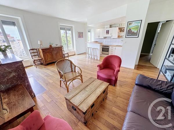 Appartement F5 à vendre  5 pièces - 109,81 m 2   LYON  - 69003
