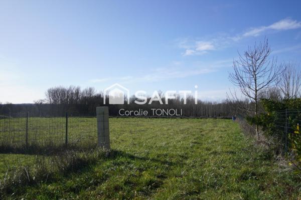 Grand terrain constructible 2614 m² - Bassac