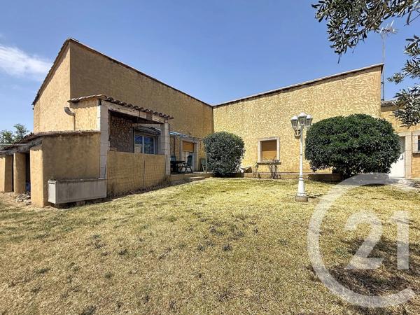 Maison à vendre  6 pièces - 123,64 m 2   CHATEAURENARD  - 13