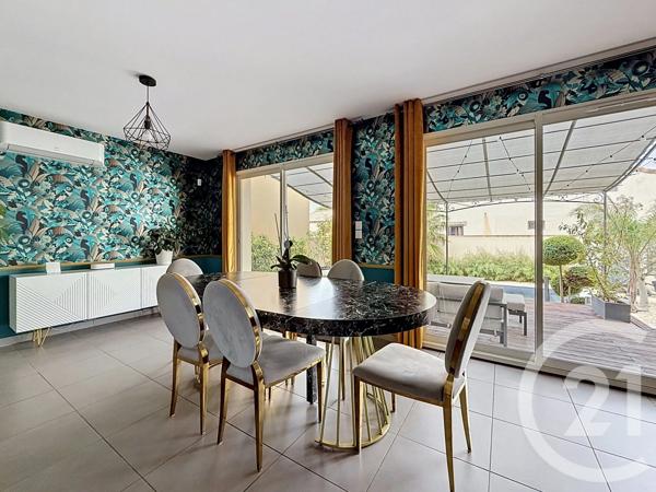 Maison à vendre  6 pièces - 123,64 m 2   CHATEAURENARD  - 13