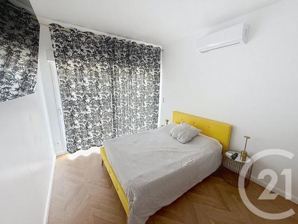 Maison à vendre  6 pièces - 123,64 m 2   CHATEAURENARD  - 13