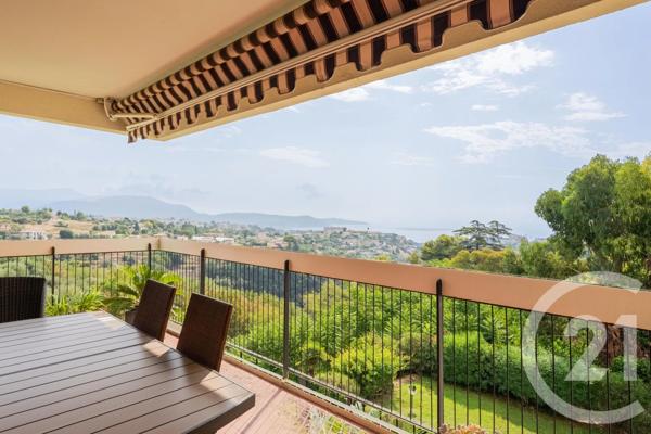 Appartement F3 à vendre  3 pièces - 70,15 m 2   NICE  - 06
