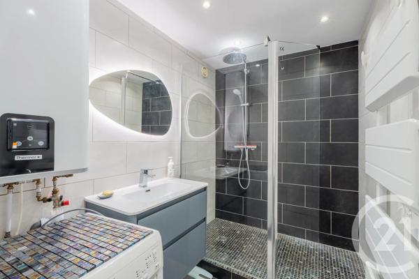 Appartement F3 à vendre  3 pièces - 70,15 m 2   NICE  - 06