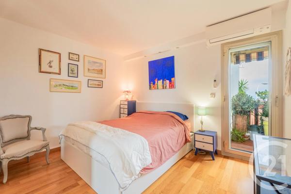 Appartement F3 à vendre  3 pièces - 70,15 m 2   NICE  - 06