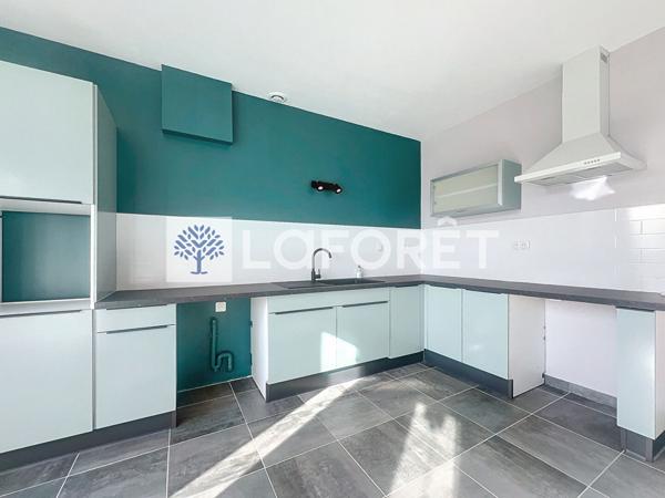 Location maison près de BOUILLE SAINT PAUL - 4 pièce(s) - 132 m² - 800 €/mois