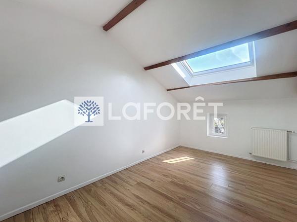 Location maison près de BOUILLE SAINT PAUL - 4 pièce(s) - 132 m² - 800 €/mois