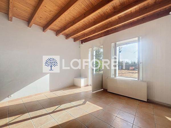 Location maison près de BOUILLE SAINT PAUL - 4 pièce(s) - 132 m² - 800 €/mois