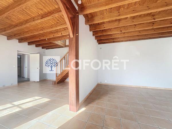 Location maison près de BOUILLE SAINT PAUL - 4 pièce(s) - 132 m² - 800 €/mois