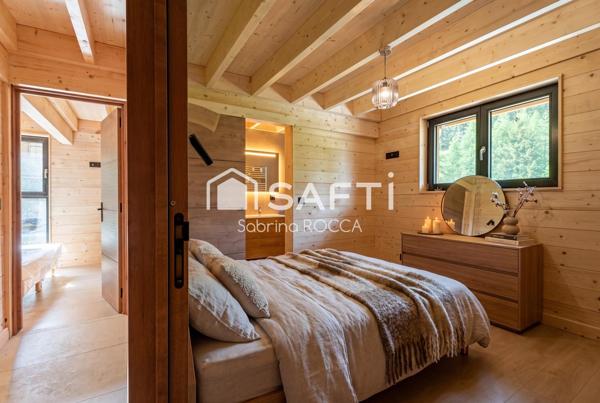 LA PLAGNE – CHALET INDIVIDUEL 193 m² – 6 CHAMBRES – ESPACE BIEN-ÊTRE – SKIS AUX PIEDS – DOMAINE SKIABLE PARADISKI