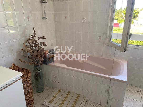 Maison à louer à Saint Jean d'Illac - 6 pièces avec piscine