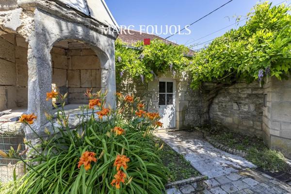 ANGICOURT – AUTHENTIQUE PROPRIÉTÉ EN PIERRE AVEC PISCINE ET JARDIN