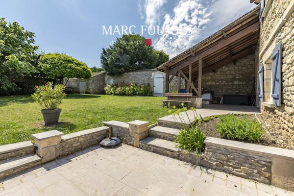 ANGICOURT – AUTHENTIQUE PROPRIÉTÉ EN PIERRE AVEC PISCINE ET JARDIN