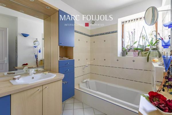 ANGICOURT – AUTHENTIQUE PROPRIÉTÉ EN PIERRE AVEC PISCINE ET JARDIN